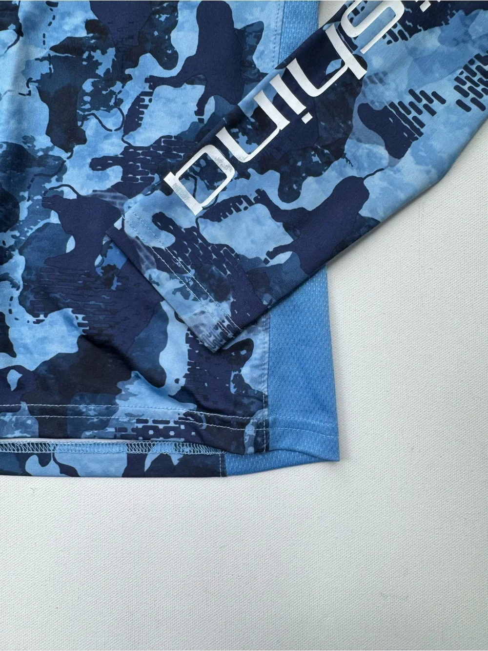 Huk Kids Performance Fishing Sun Shirt UPF 50+ Youth Small